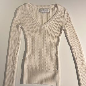 American Eagle Fitted Cream Sweater